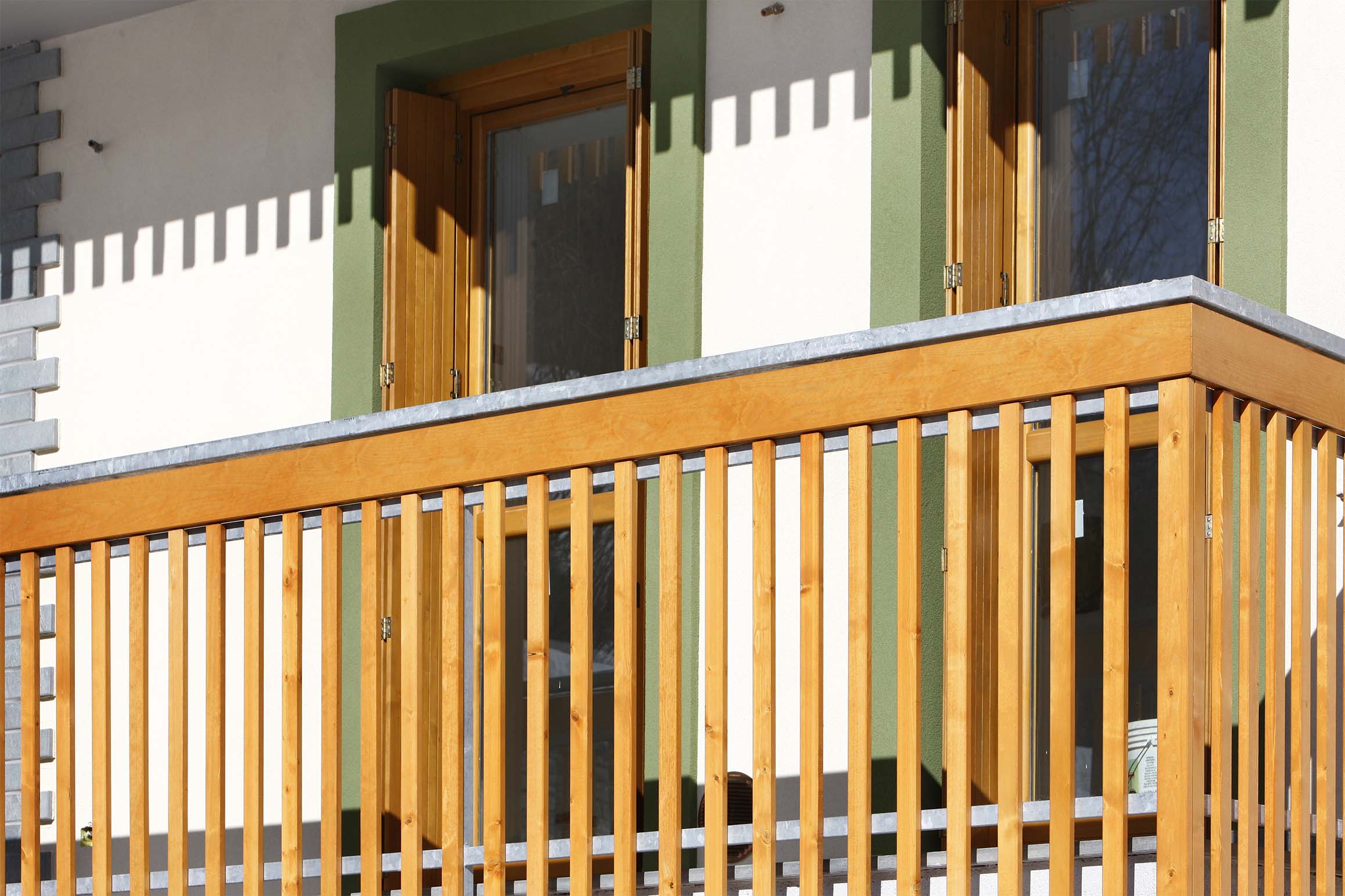 Stecche per balconi in legno di pino impregnato realizzato da Linea Montanalegno - ILT